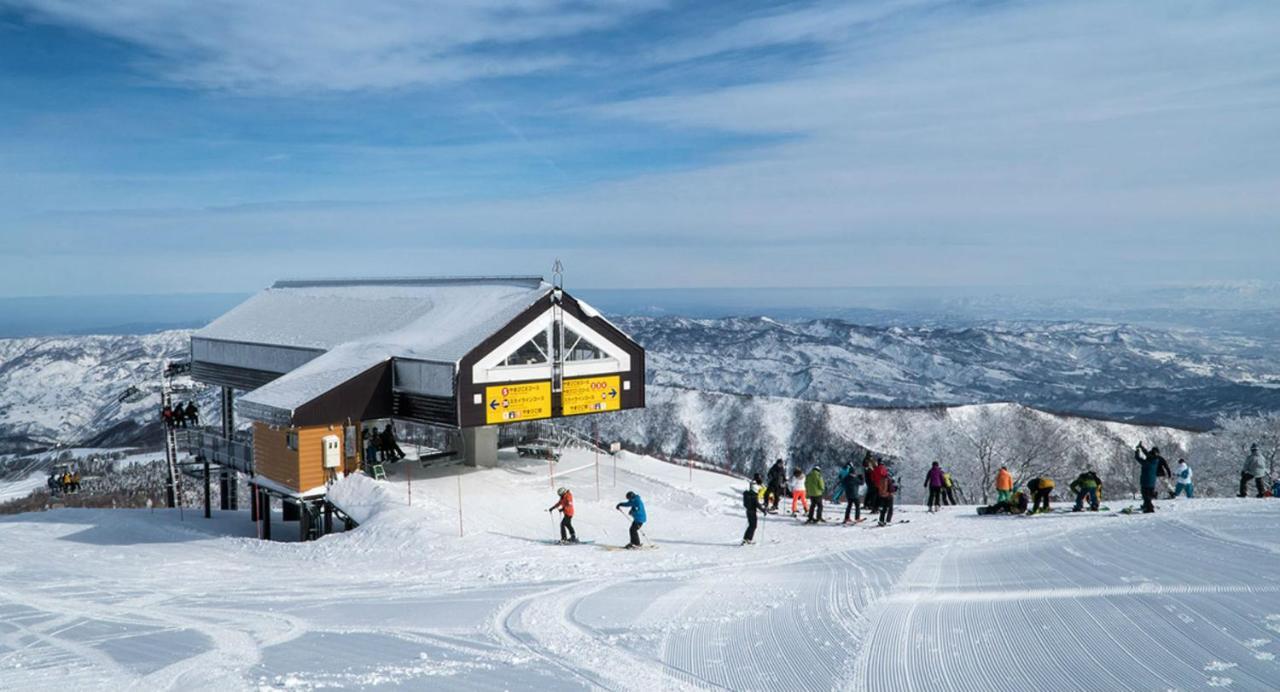 Nozawa Central Exterior foto